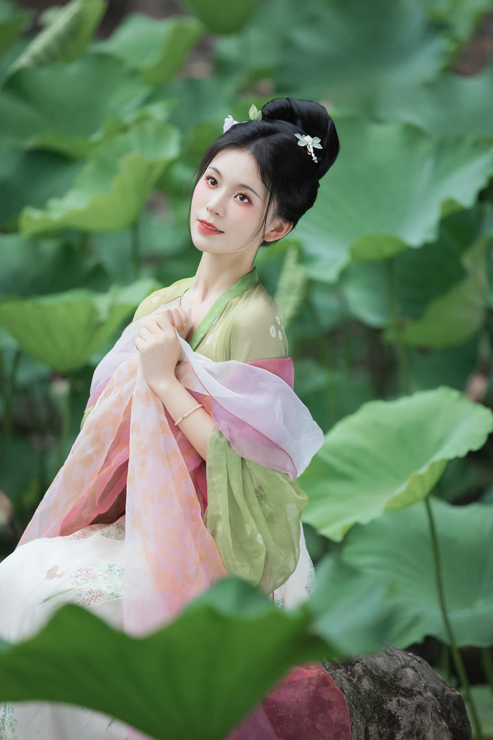 精品国产美女AV久久久久女神古装艺术照