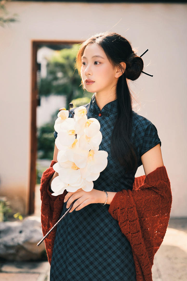 中国旗袍美女高清图片
