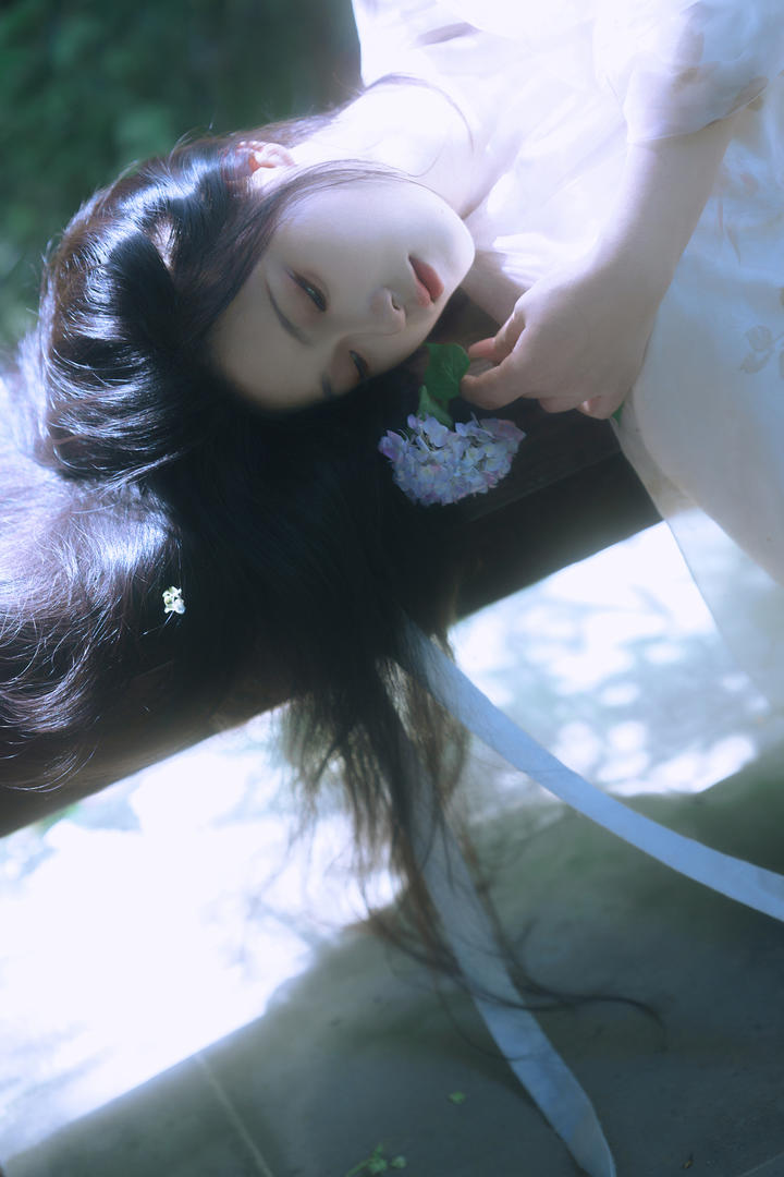 白衣古装美女艺术照