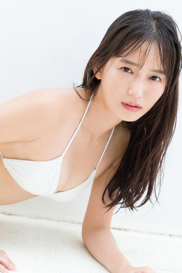 清纯美女车模高清壁纸下载