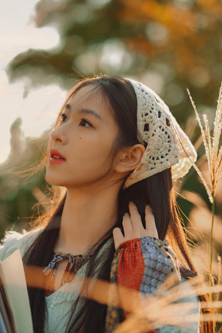 中国清纯美女迷人侧脸