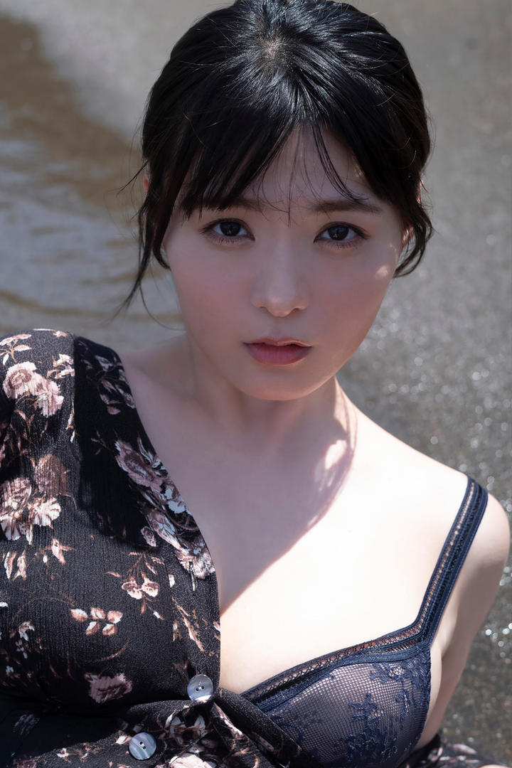 日本GOGO美女艺术照