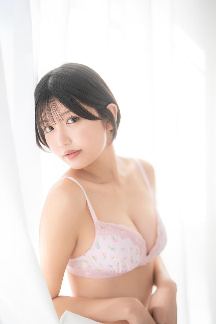 西西人体美女内衣照