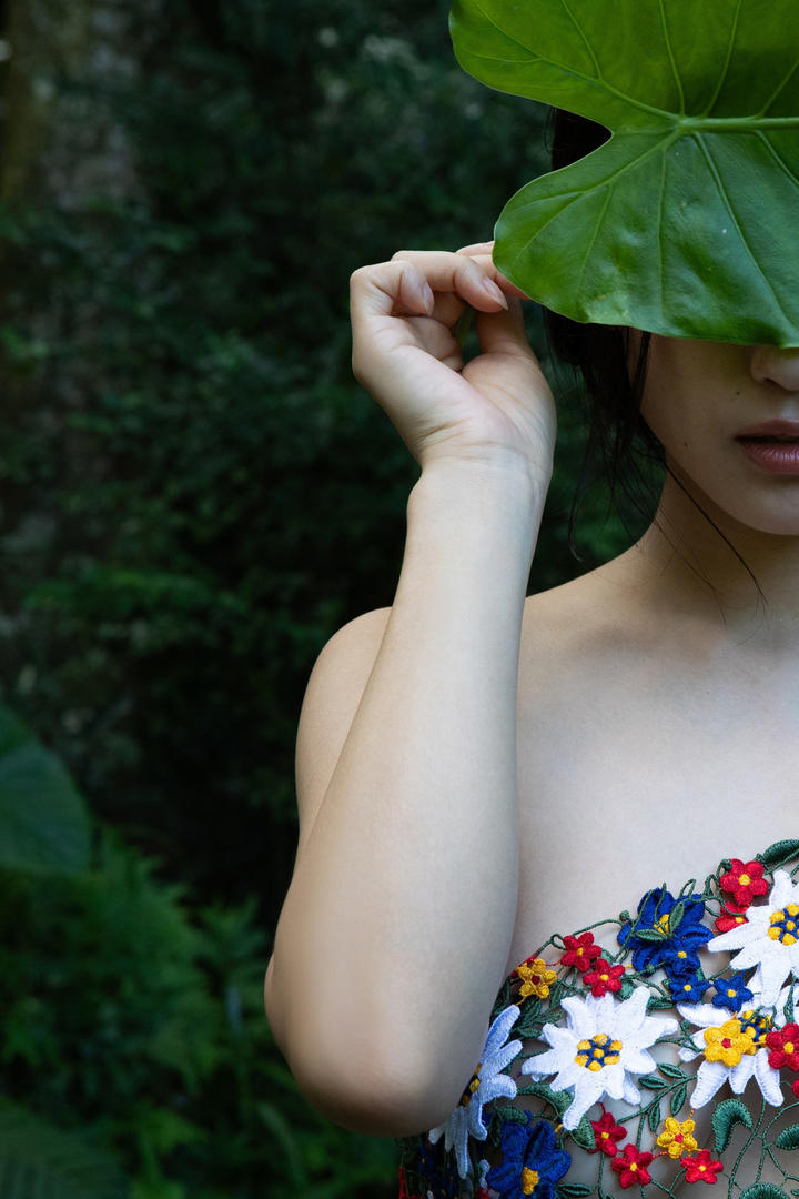 日本成熟美女摄影图片