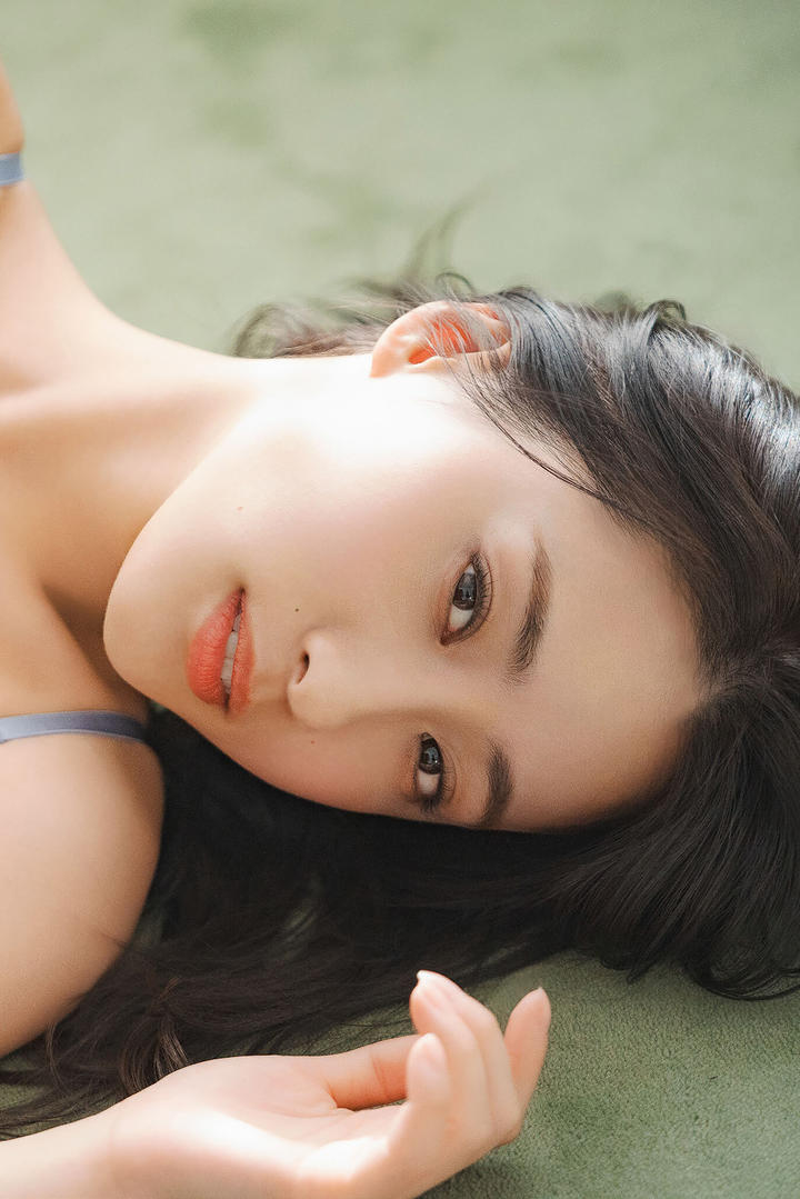 高颜值美女特写图片
