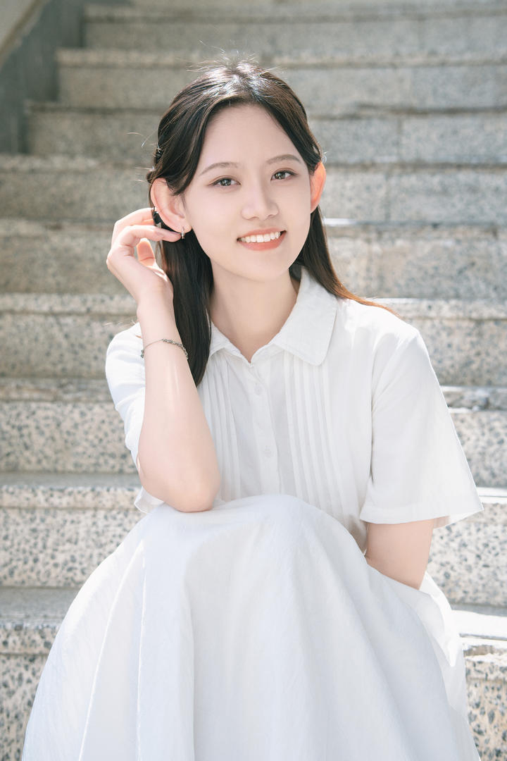 白月光般的温柔女孩图片