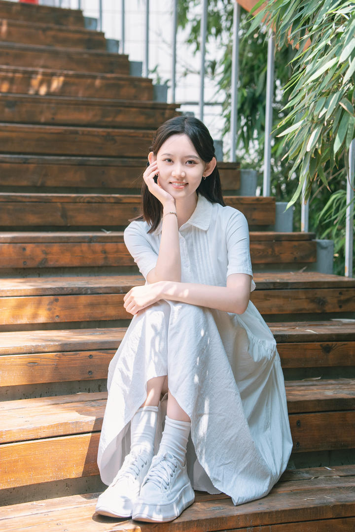 温柔邻家女孩超清壁纸下载