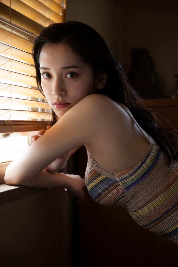 极品颜值美女销魂写真