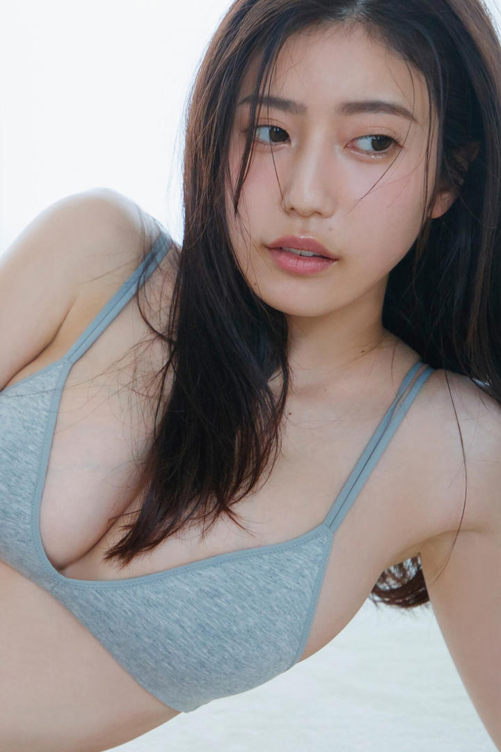 韩国美女车模私房照