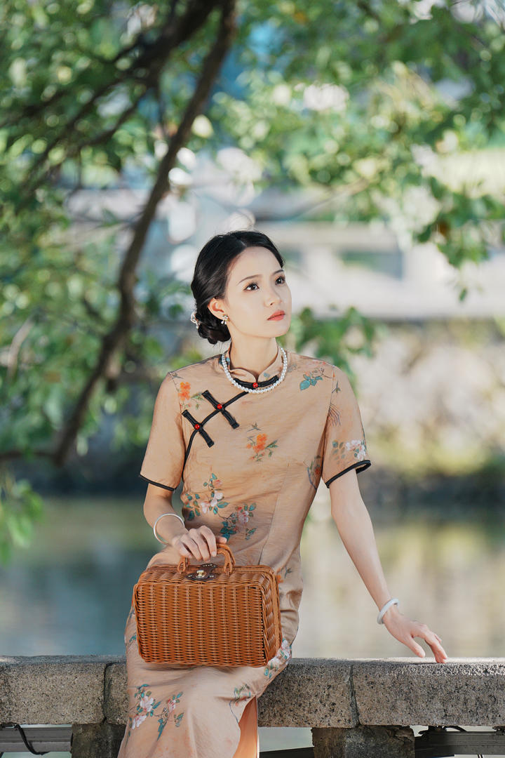 中国旗袍美女唯美图片