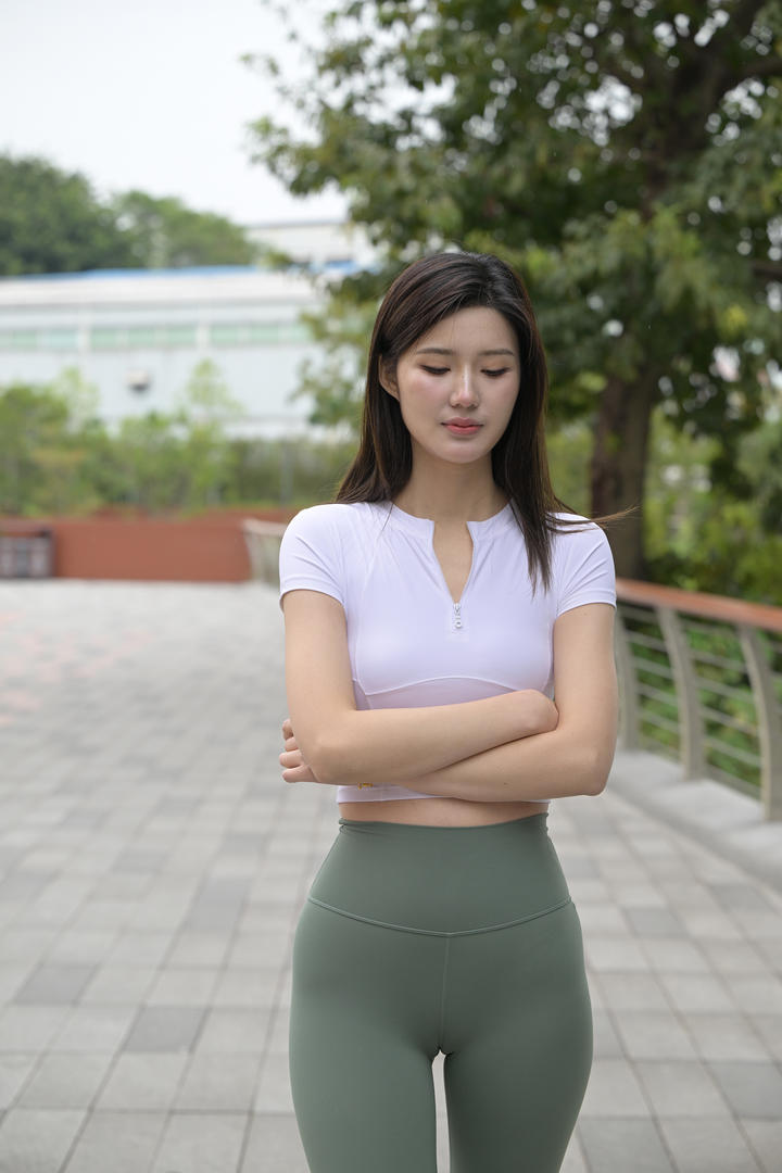 紧身瑜伽美女摄影