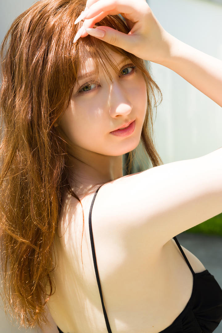 亚洲成熟美女壁纸大全