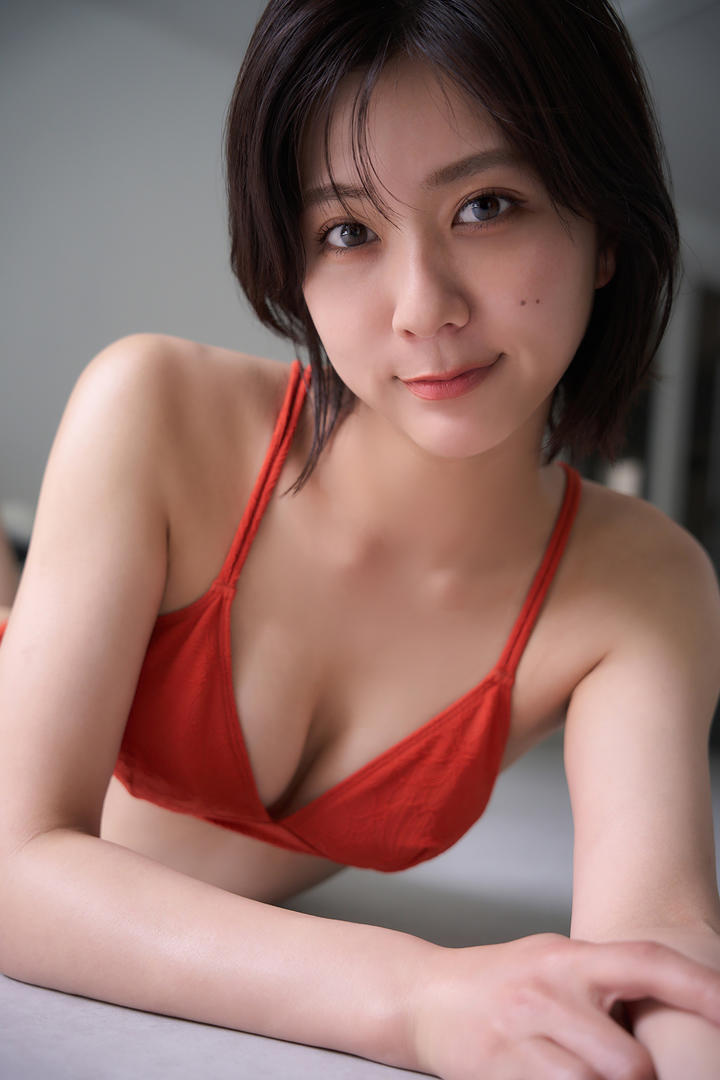 红色泳装美女专辑