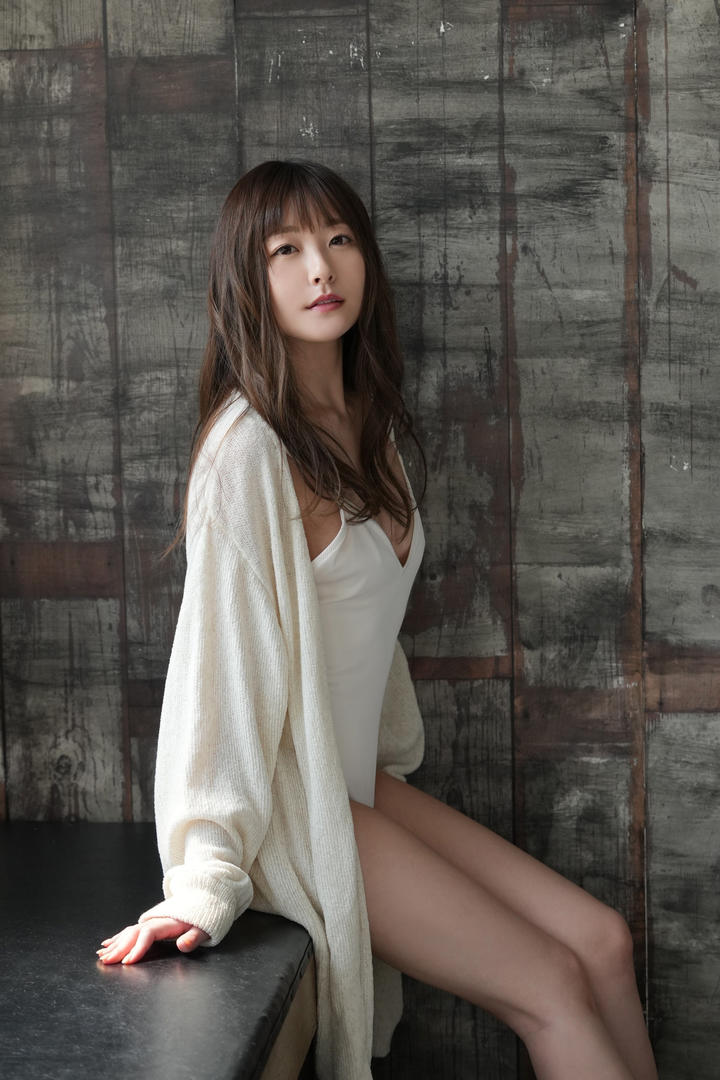 日本成熟美女高清图片