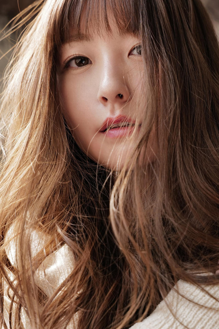 高清长发美女图片